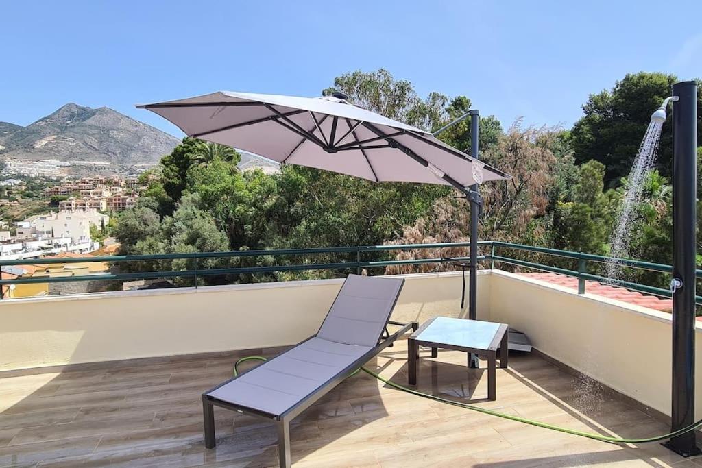 Luxury Penthouse With Sea&Mountain Views & Hot Tub - Tranquility & Rest Lejlighed Benalmádena Eksteriør billede