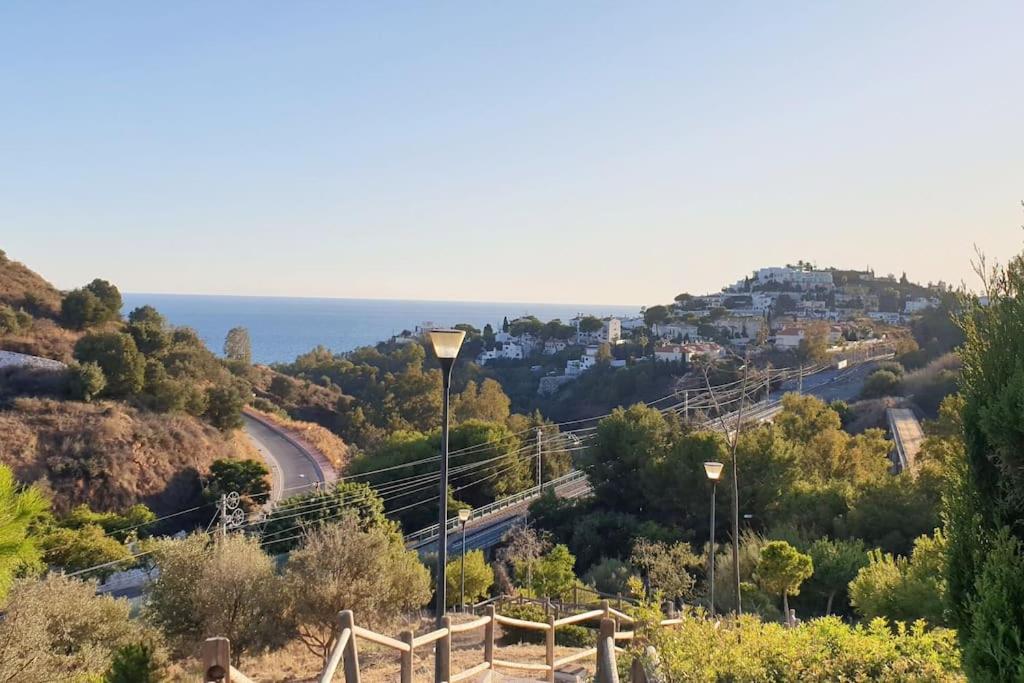 Luxury Penthouse With Sea&Mountain Views & Hot Tub - Tranquility & Rest Lejlighed Benalmádena Eksteriør billede